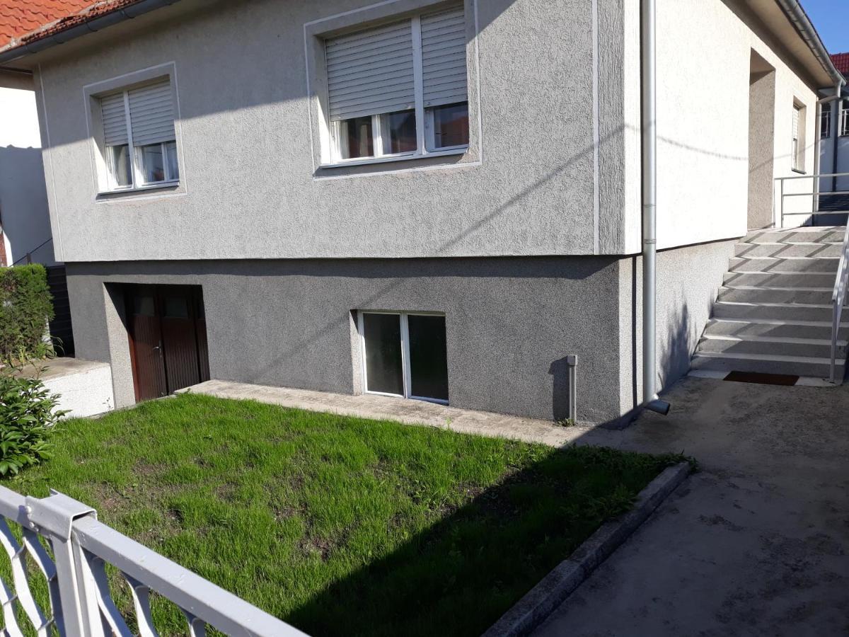Haus Apartman Zajecar M&L Eksteriør bilde