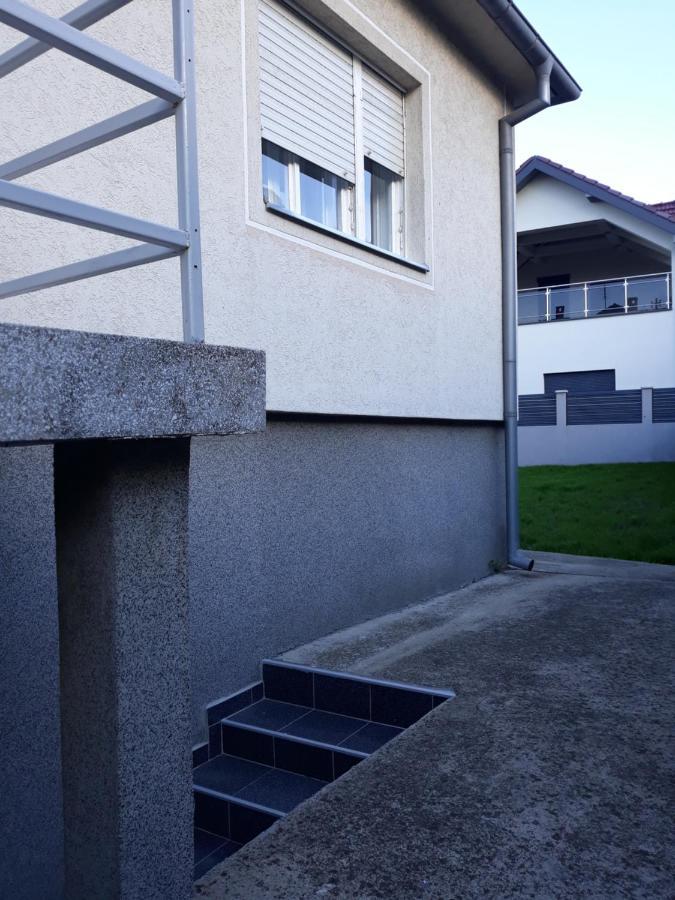 Haus Apartman Zajecar M&L Eksteriør bilde